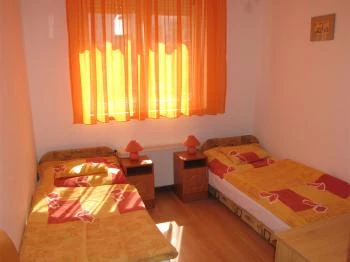 Kriszti-Hajni Apartman Hajdúszoboszló Kriszti-Hajni Apartman Hajdúszoboszló