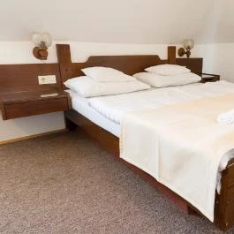 Laci Betyár Fogadó Hajdúszoboszló - Szobák