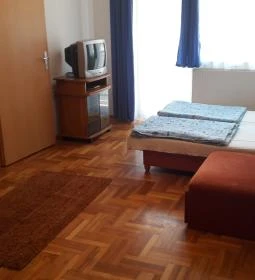 Liliom Apartman