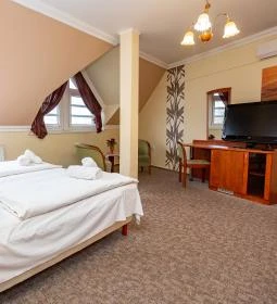 Major Panzió & Étterem