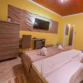 Márvány Panzió Hajdúszoboszló - Szobák