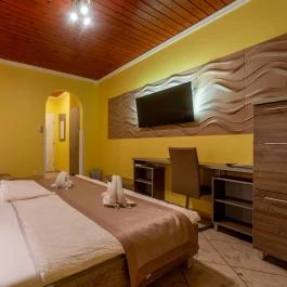 Márvány Panzió Hajdúszoboszló - Szobák