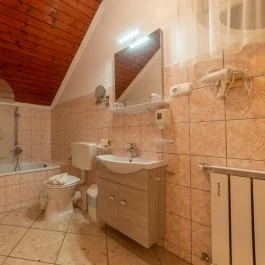 Márvány Panzió Hajdúszoboszló - Szobák