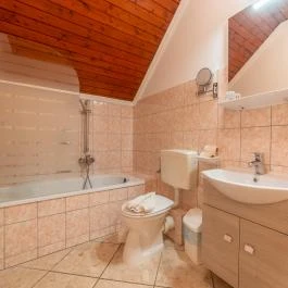 Márvány Panzió Hajdúszoboszló - Szobák