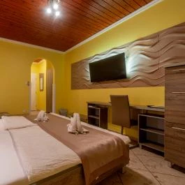 Márvány Panzió Hajdúszoboszló - Szobák