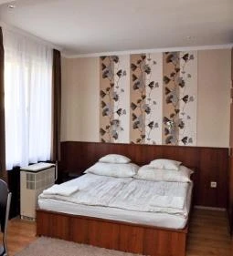 Média Panzió és Apartmanház