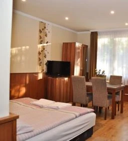 Média Panzió és Apartmanház