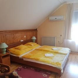 Muskátli Apartmanház 4 Hajdúszoboszló - Szobák
