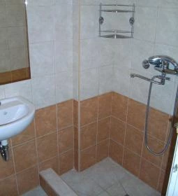 Muskátli Apartmanház 4