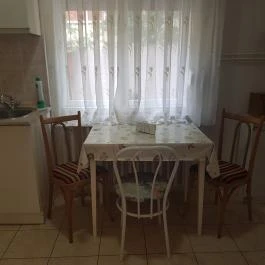 Muskátli Apartman 2 Hajdúszoboszló - Vendéglátás