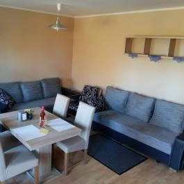 Napsugár Kenézy Lux Apartman Vendégházak Hajdúszoboszló - Vendéglátás