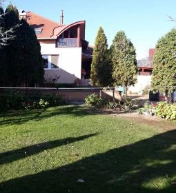 Napsugár Kenézy Lux Apartman Vendégházak