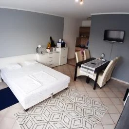 Napsugár Kenézy Lux Apartman Vendégházak Hajdúszoboszló - Szobák