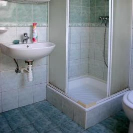 Nóri Apartman Hajdúszoboszló - Fürdőszoba