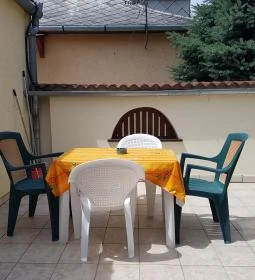 Sárga Muskátli Apartman