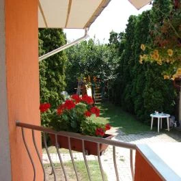 Steffy Apartman Hajdúszoboszló - Medence/kert