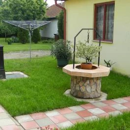 Tar Lak Vendégház Hajdúszoboszló - Medence/kert