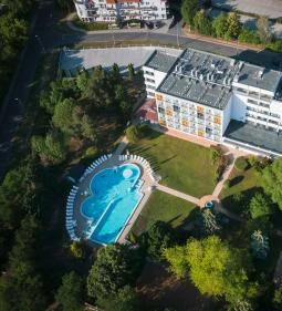 Thermal Hotel Garden