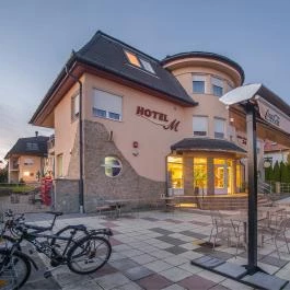 Wellness Hotel-M Hajdúszoboszló - Külső kép