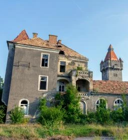 Hajmáskéri Tüzérlaktanya