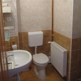 Ezüstfenyő Turistaszálló Halimba - Szobák