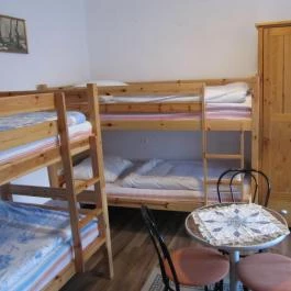 Ezüstfenyő Turistaszálló Halimba - Szobák