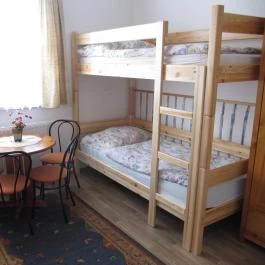 Ezüstfenyő Turistaszálló Halimba - Szobák