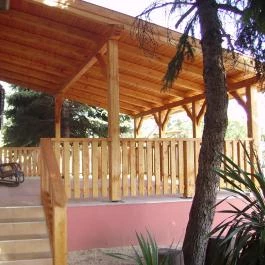 Ezüstfenyő Turistaszálló Halimba - Külső kép