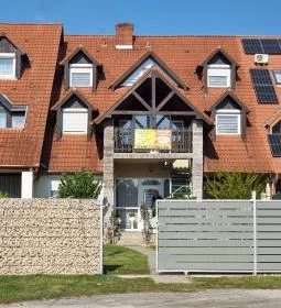 Andrea & Mónika Apartman 2