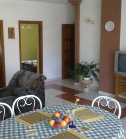 Família Vendégház