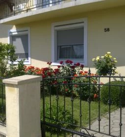 Família Vendégház