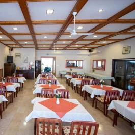 Komfort Hotel Platán Harkány - Vendéglátás