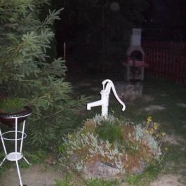 Meláni Apartman Harkány - Medence/kert