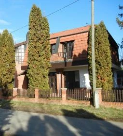 Primera Apartmanház