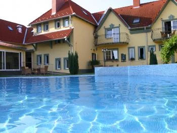 Wellness Hotel Kager Harkány