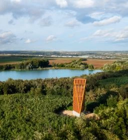 Naplás-tavi kilátó