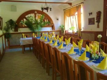 Park Panzió étterme Hédervár