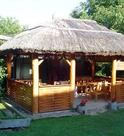 Őrségi Nádkunyhó Vendégház