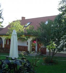 Őrségi Nádkunyhó Vendégház