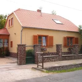 Kelemen Vendégház Hegykő - Külső kép