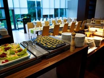 Abacus Business & Wellness Hotel étterme Herceghalom