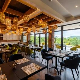 Kőporos Restaurant Hercegkút - Belső