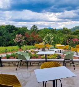 Hotel Kőporos Hercegkút