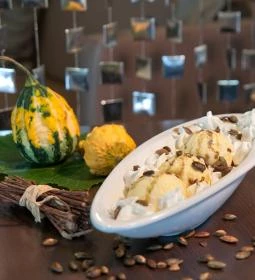 Macchiato Caffe & Lounge