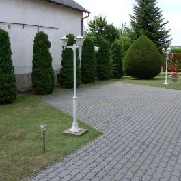 Csombó Apartman Hévíz - Medence/kert