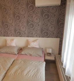 Flamingó Apartmanház