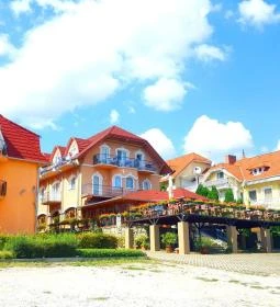 Főnix Wellness Panzió