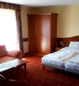 Főnix Wellness Panzió