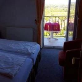 Főnix Wellness Panzió Hévíz - Szobák