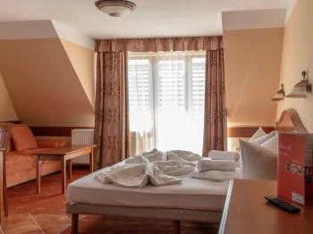 Főnix Wellness Panzió Hévíz